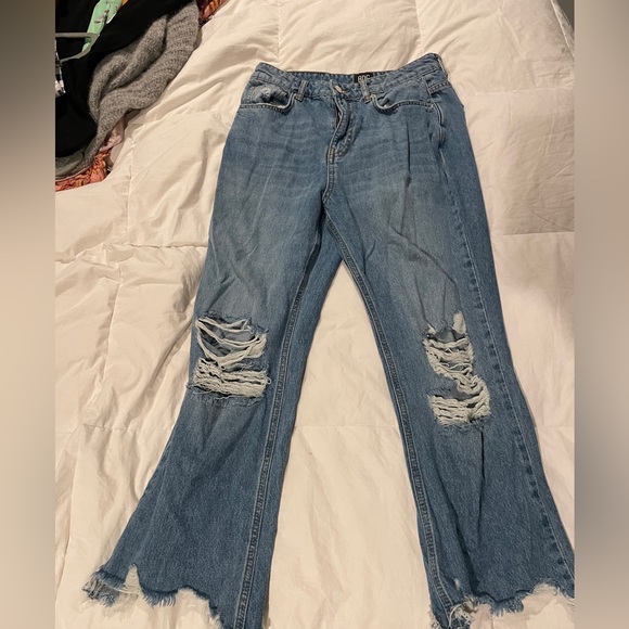 BDG distresses Denim - Picture 1 of 2